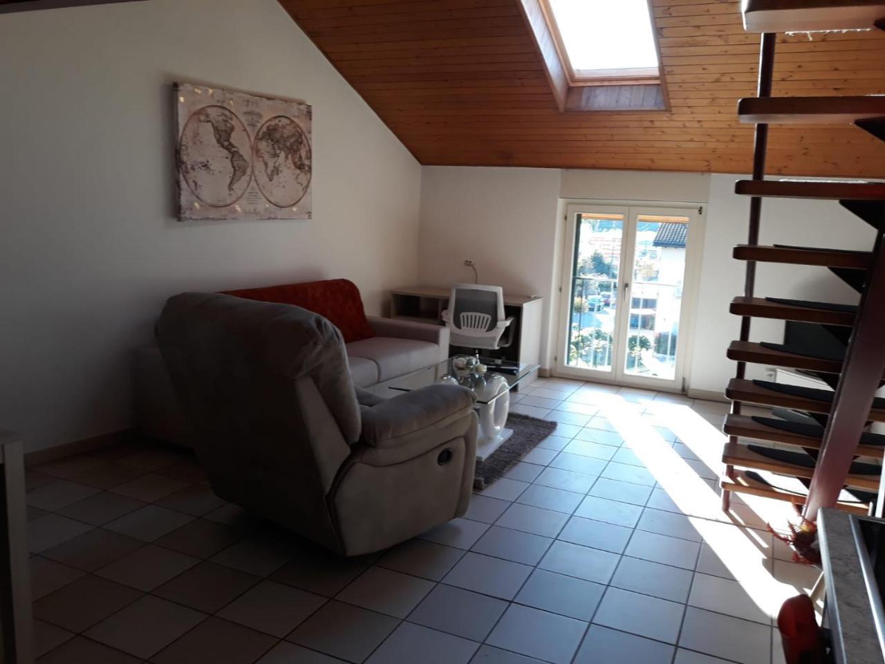Holidays Homes Il Folletto Quartino Bagian luar foto