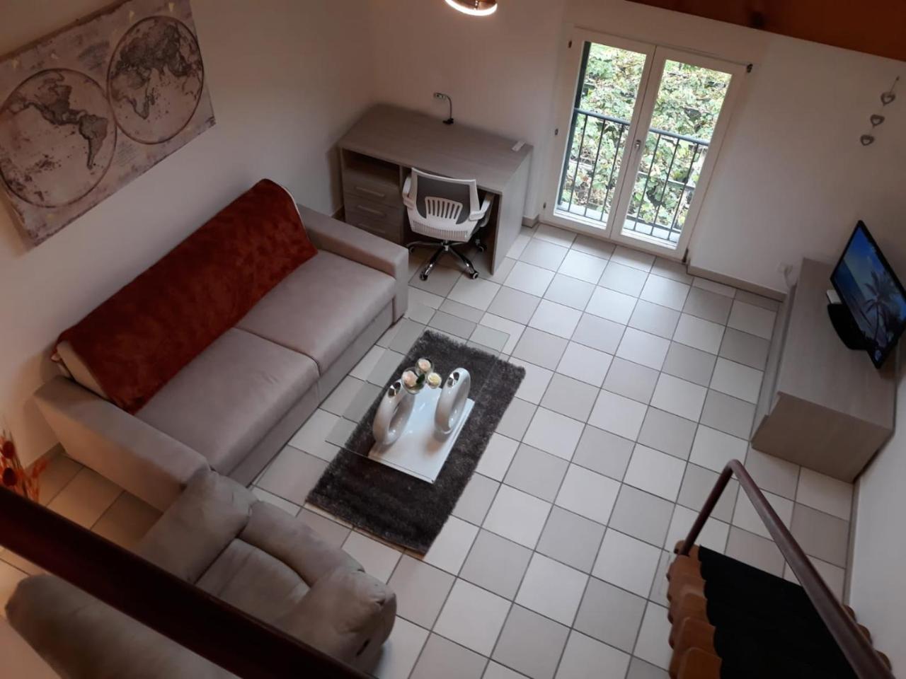 Holidays Homes Il Folletto Quartino Bagian luar foto